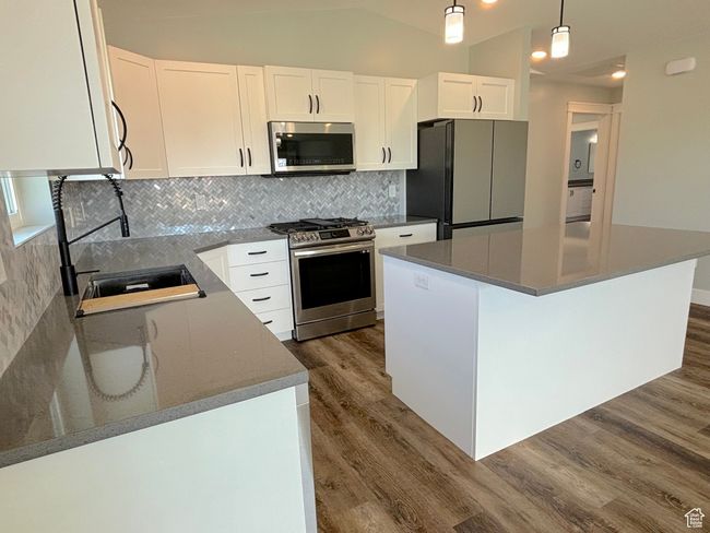 346 W 800 S, Home with 2 bedrooms, 2 bathrooms and 2 parking in Blanding UT | Image 5