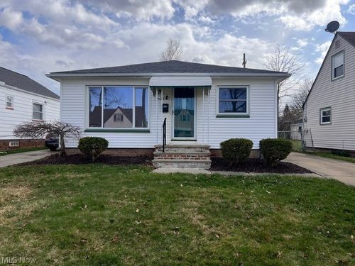 5603 Allanwood Dr, Parma, OH, 44129-3843 | Card Image