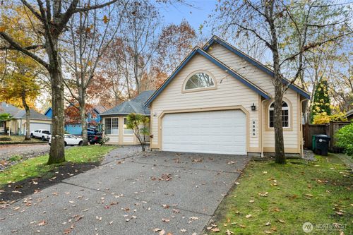 2525 Kempton St Se, Olympia, WA, 98501-7464 | Card Image