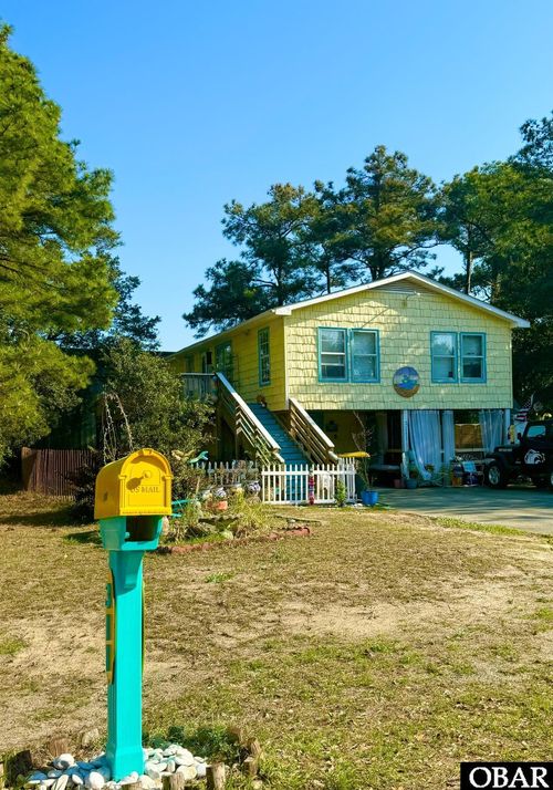 311 Gunas Dr, Kill Devil Hills, NC, 27948-6923 | Card Image