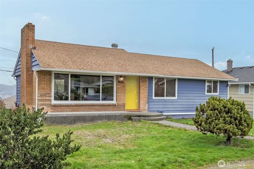 7716 S Mission Drive, Seattle, WA, 98178 | Card Image