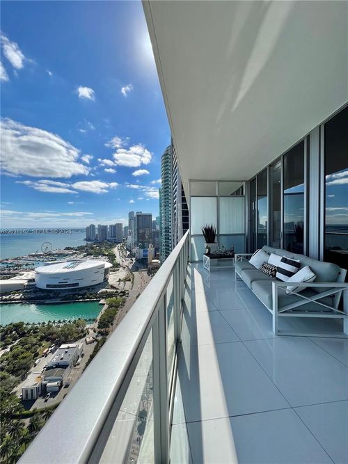 4103-1100 Biscayne Blvd, Miami, FL, 33132-1749 | Card Image
