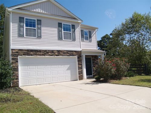 2504 Mcintosh St, Dallas, NC, 28034-9612 | Card Image