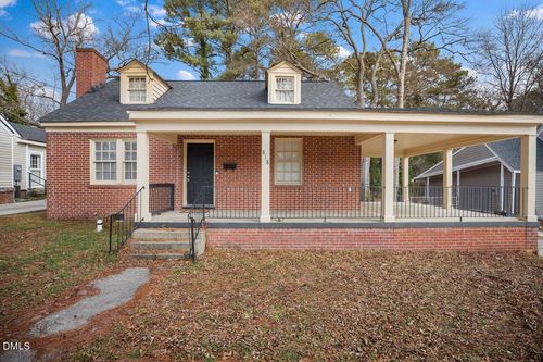 818 Eastern Ave, Rocky Mount, NC, 27801-5861 | Card Image