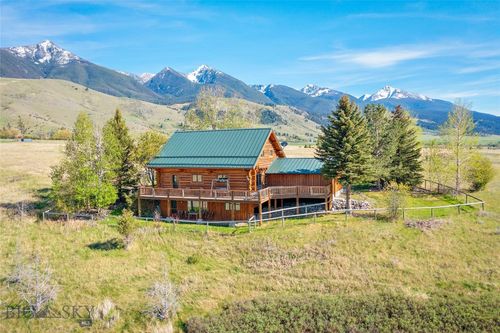 10 Rocky Hollow Trl, Livingston, MT, 59047-9186 | Card Image