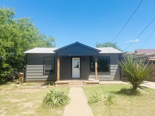 34 W 21st St, San Angelo, TX, 76903-2904 | Card Image