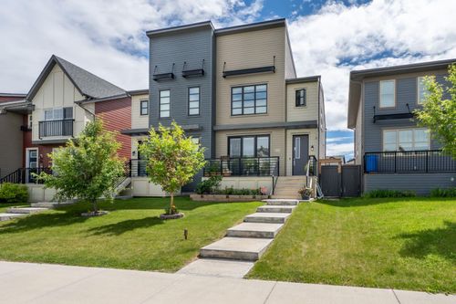 782 Walden Dr Se, Calgary, AB, T2X2J3 | Card Image