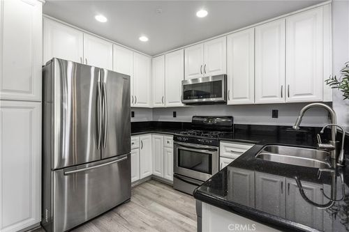 2744 Monza, Tustin, CA, 92782-9155 | Card Image