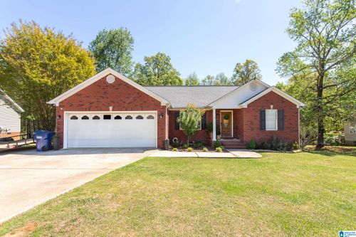102 Deer Path, Anniston, AL, 36207-1645 | Card Image