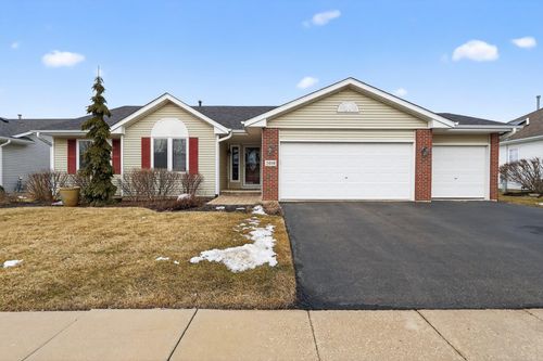 2018 Lafayette Dr, Belvidere, IL, 61008-1708 | Card Image
