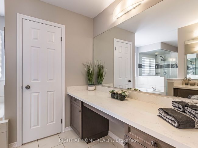 7737 Sassafras Trail, House other with 4 bedrooms, 4 bathrooms and 4 parking in Niagara Falls ON | Image 23