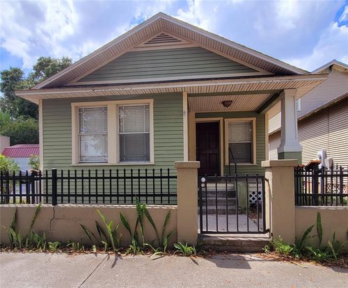 2008 N Albany Ave, TAMPA, FL, 33607-3002 | Card Image