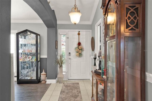Foyer | Image 5