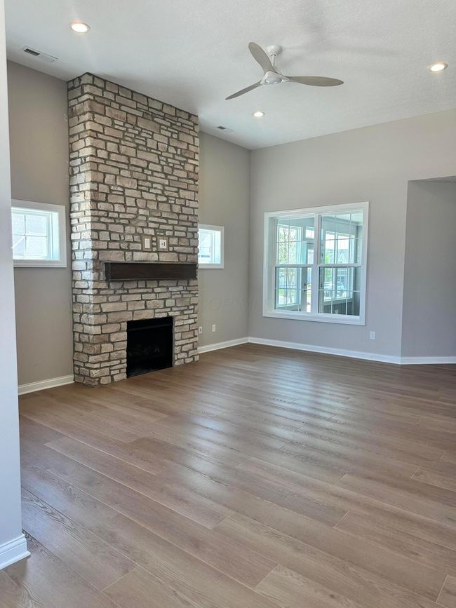 8837 Eliot Dr, House other with 3 bedrooms, 3 bathrooms and null parking in Plain City OH | Image 8