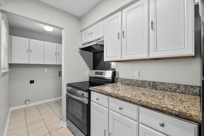 When your stove is this new and sleek, takeout might have to take a back seat | Image 12