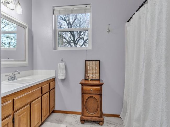 423 E Main St, House other with 5 bedrooms, 3 bathrooms and null parking in Carlton OR | Image 20