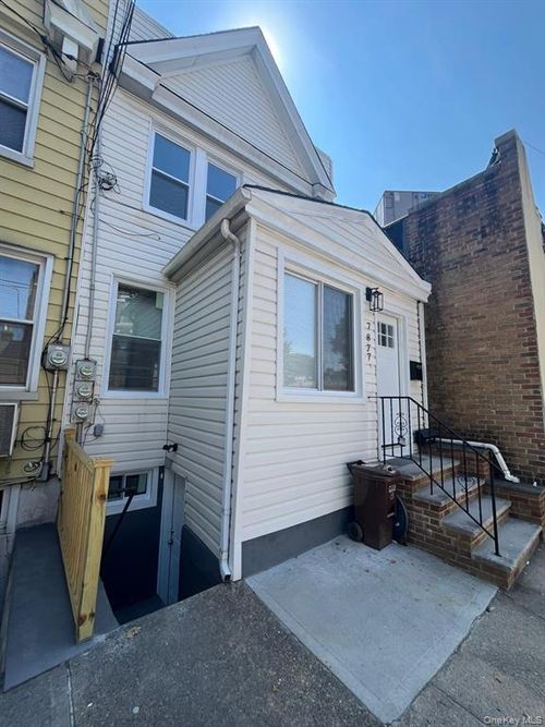78-77 79th Ln, Glendale, NY, 11385-7449 | Card Image