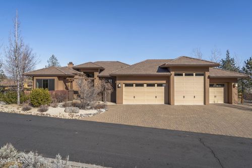 3640 Aspen Holw, Reno, NV, 89511-3289 | Card Image