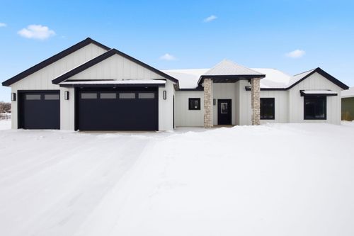 1021 24th St N, Sartell, MN, 56377-4721 | Card Image