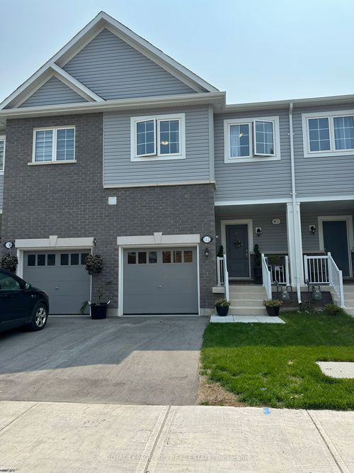 {{alt}} | Card Image