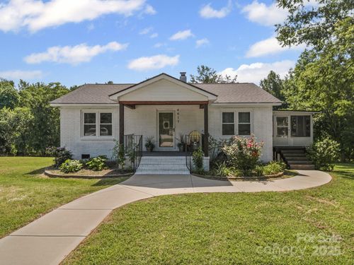 4615 Lockhart Rd, Sharon, SC, 29742-5762 | Card Image