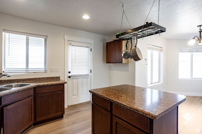 4043 E Oakland Hills Dr, Townhouse with 4 bedrooms, 4 bathrooms and 2 parking in Eagle Mountain UT | Image 8