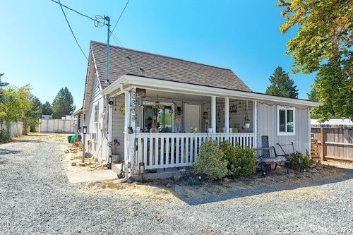 1550 Carnahan Drive, Grants Pass, OR, 97527 | Card Image