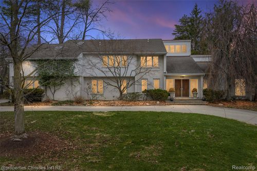 4768 Wendrick Dr, West Bloomfield, MI, 48323-3651 | Card Image