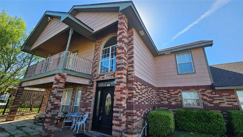 8736 Johns Rd, Alvarado, TX, 76009-8705 | Card Image