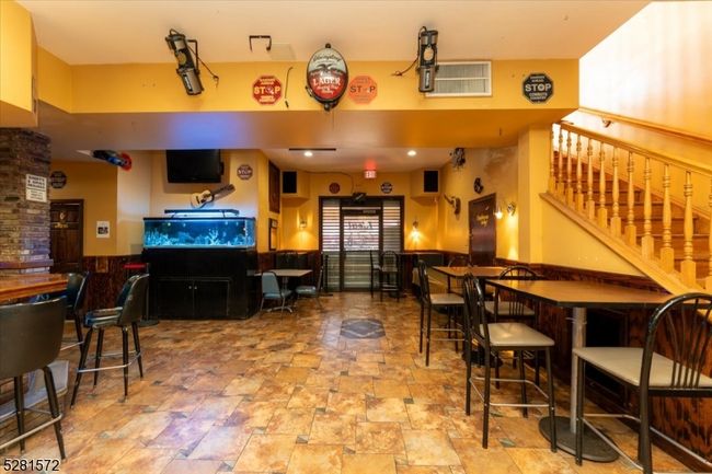 217 Frelinghuysen Ave, Home with 0 bedrooms, 5 bathrooms and null parking in Newark NJ | Image 6