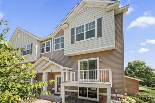 apt-4-9580 Madison Dr, Chanhassen, MN, 55317-4858 | Card Image