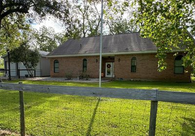 893 County Road 703, House other with 5 bedrooms, 3 bathrooms and null parking in West Columbia TX | Image 1