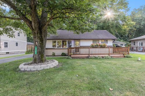 520 Johnson Rd, Trail Creek, IN, 46360-6513 | Card Image