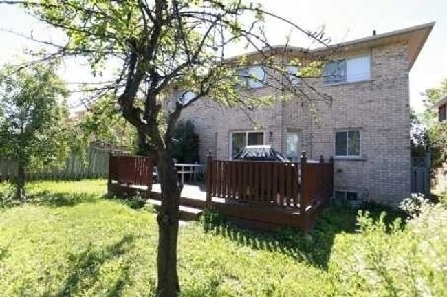 58 Ivy Lea Crt, House other with 5 bedrooms, 3 bathrooms and 3 parking in Brampton ON | Image 7