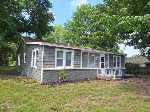 2711 E 12th Street Street, Joplin, MO, 64801 | Card Image