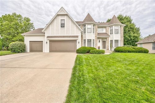 12914 Goddard Ave, Overland Park, KS, 66213-3487 | Card Image