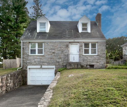 86 Hecker Ave, Darien, CT, 06820-5310 | Card Image