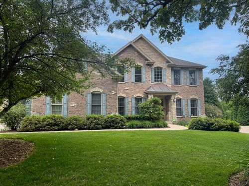 647 Oak Ln, South Elgin, IL, 60177-2201 | Card Image