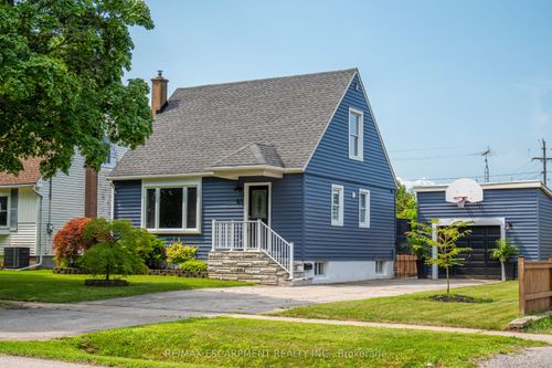 43 Ghent St, St Catharines, ON, L2N2C8 | Card Image
