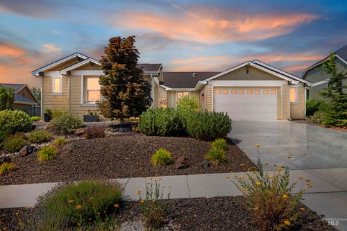 18597 N Goldenridge Pl, Boise, ID, 83714-5540 | Card Image