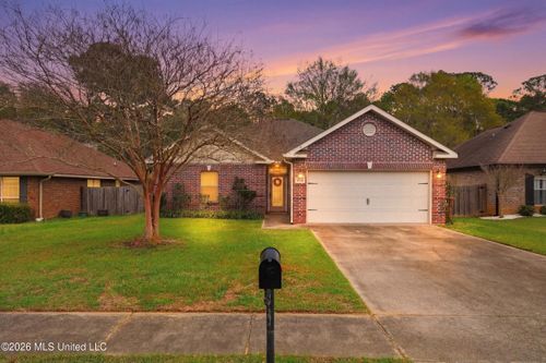 13709 Windwood Dr, Gulfport, MS, 39503-6258 | Card Image