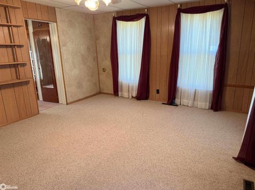 326 N West Street, Carroll, IA, 51401 | Card Image