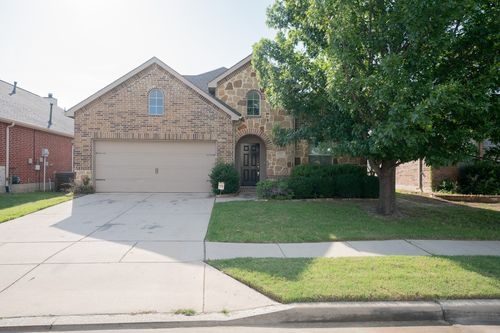 504 Hummingbird Dr, Little Elm, TX, 75068-8513 | Card Image