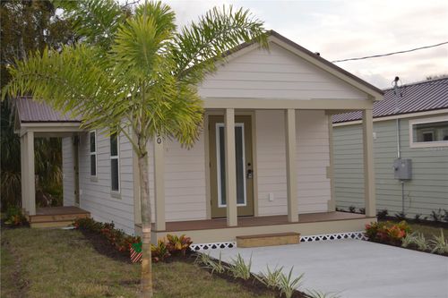 630 Third Street Street, OVIEDO, FL, 32765 | Card Image