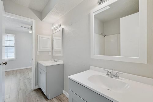apt-11-17-8005 Rothington Rd, Dallas, TX, 75227-2456 | Card Image
