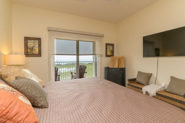 2 - 100 W Harbor, Condo with 2 bedrooms, 2 bathrooms and 1 parking in South Padre Island TX | Image 25