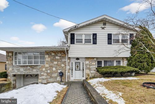 523 Wigard Avenue, PHILADELPHIA, PA, 19128 | Card Image