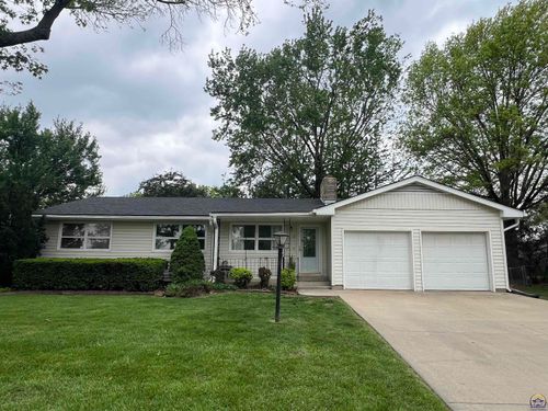 1113 Prairie St, Emporia, KS, 66801-6443 | Card Image