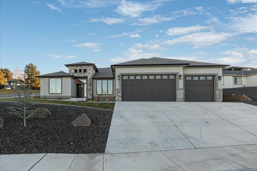 4511 Laurel Dr, West Richland, WA, 99353 | Card Image