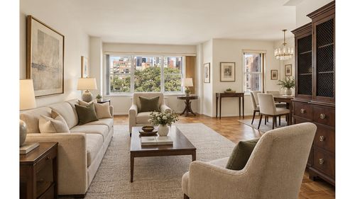 10v-20 E 9th St, New York, NY, 10003-5944 | Card Image